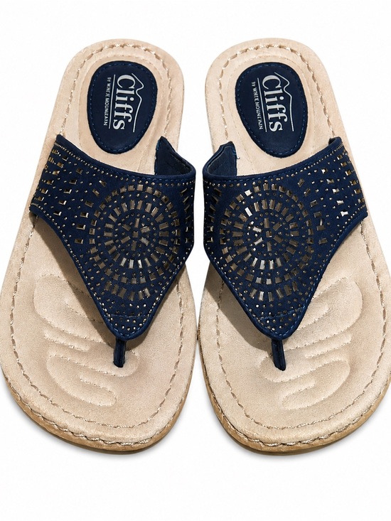 Cliffs by WHITE MOUNTAIN Shoes - Cliffs by White Mountain Navy Embellished Comfort Thong Sandals Size 6M EUC